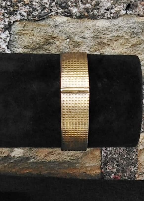 Vintage 1983 Fred Manshaw 22ct Gold On Silver "Hobnail" Pyramid Stud Bangle